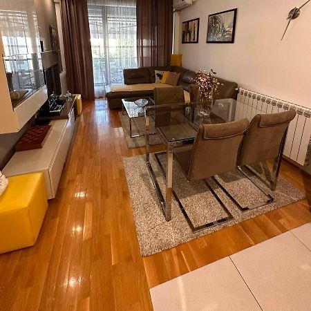 Dono Apartment Skopje Ngoại thất bức ảnh